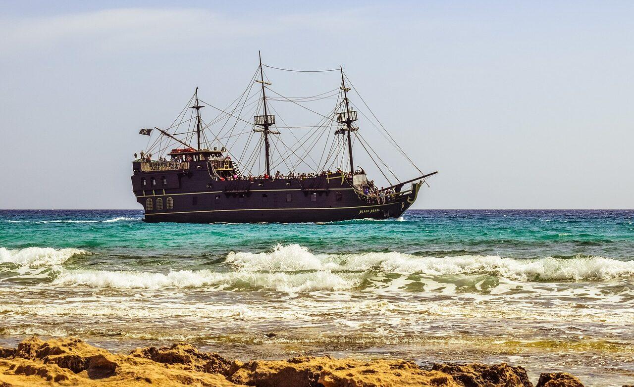 Pirate Ship 2476398 1280